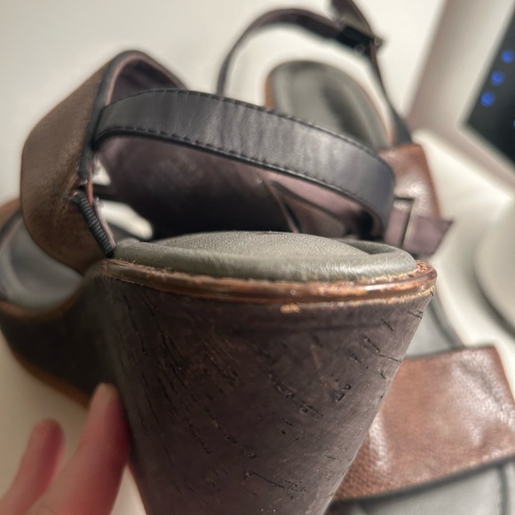 Hush puppies women’s wedge sandals - Picture 10 of 16